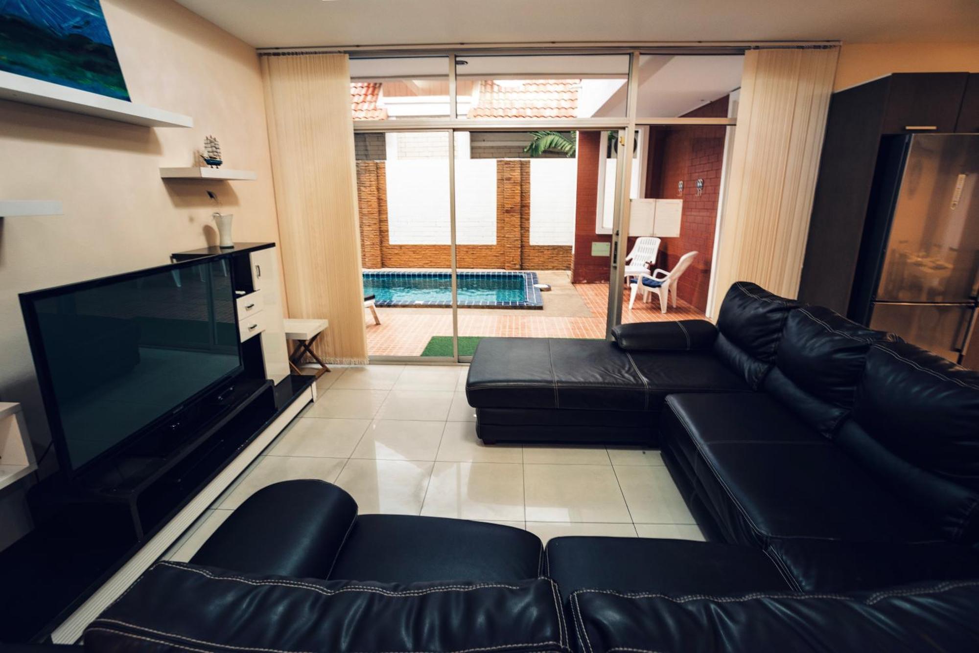 Tw Marina Pool Villa Pattaya Exterior foto