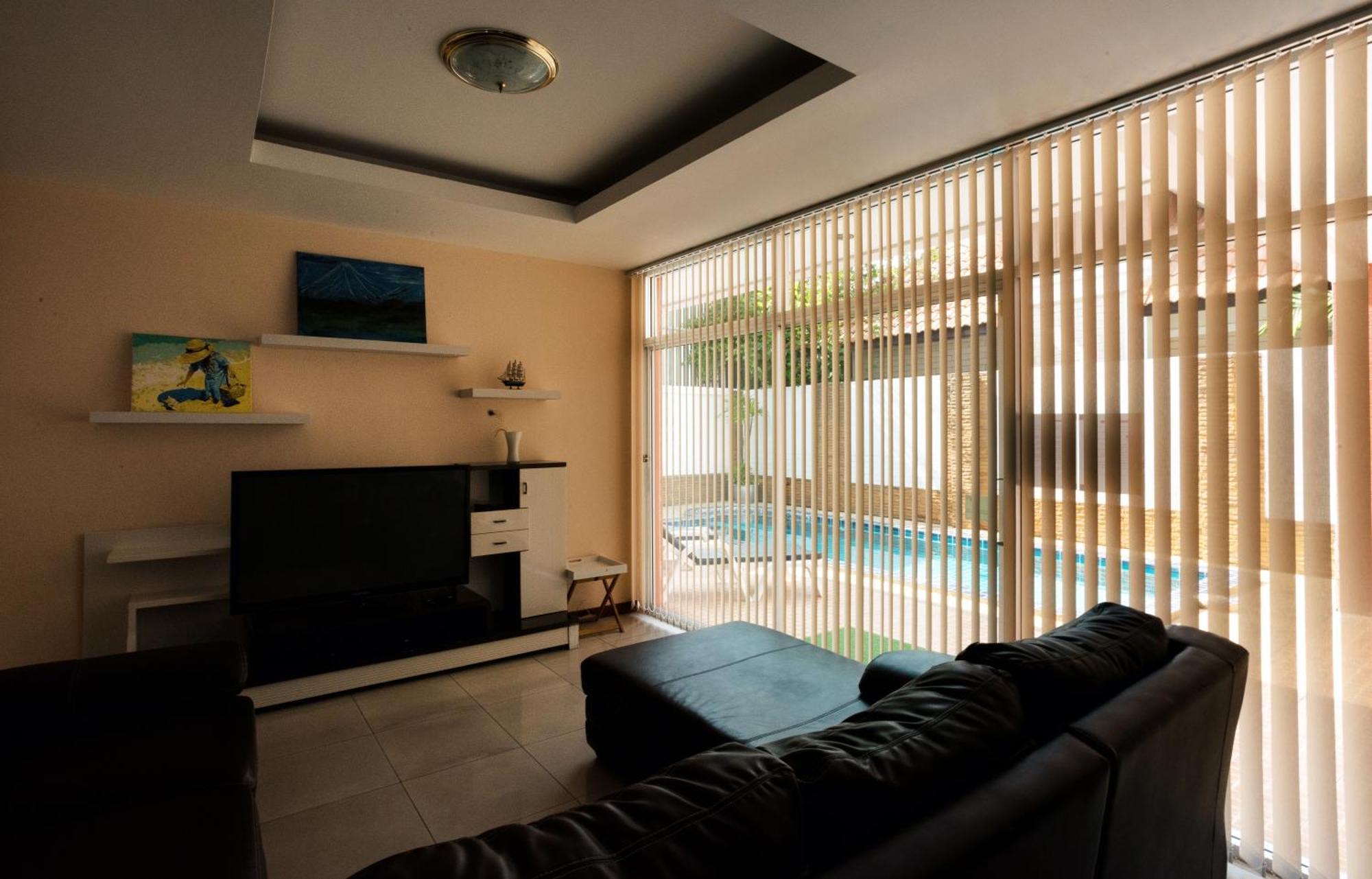 Tw Marina Pool Villa Pattaya Exterior foto